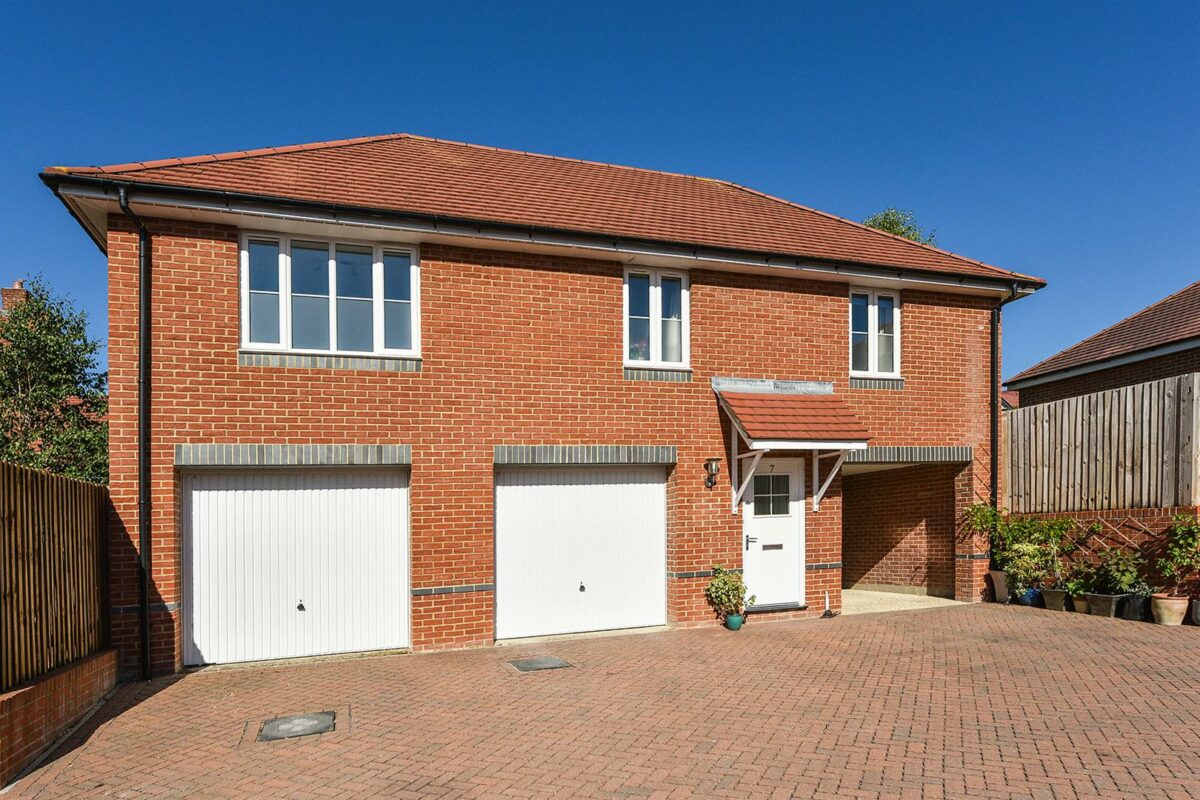 Adams Road, Picket Piece, Andover Graham & Co