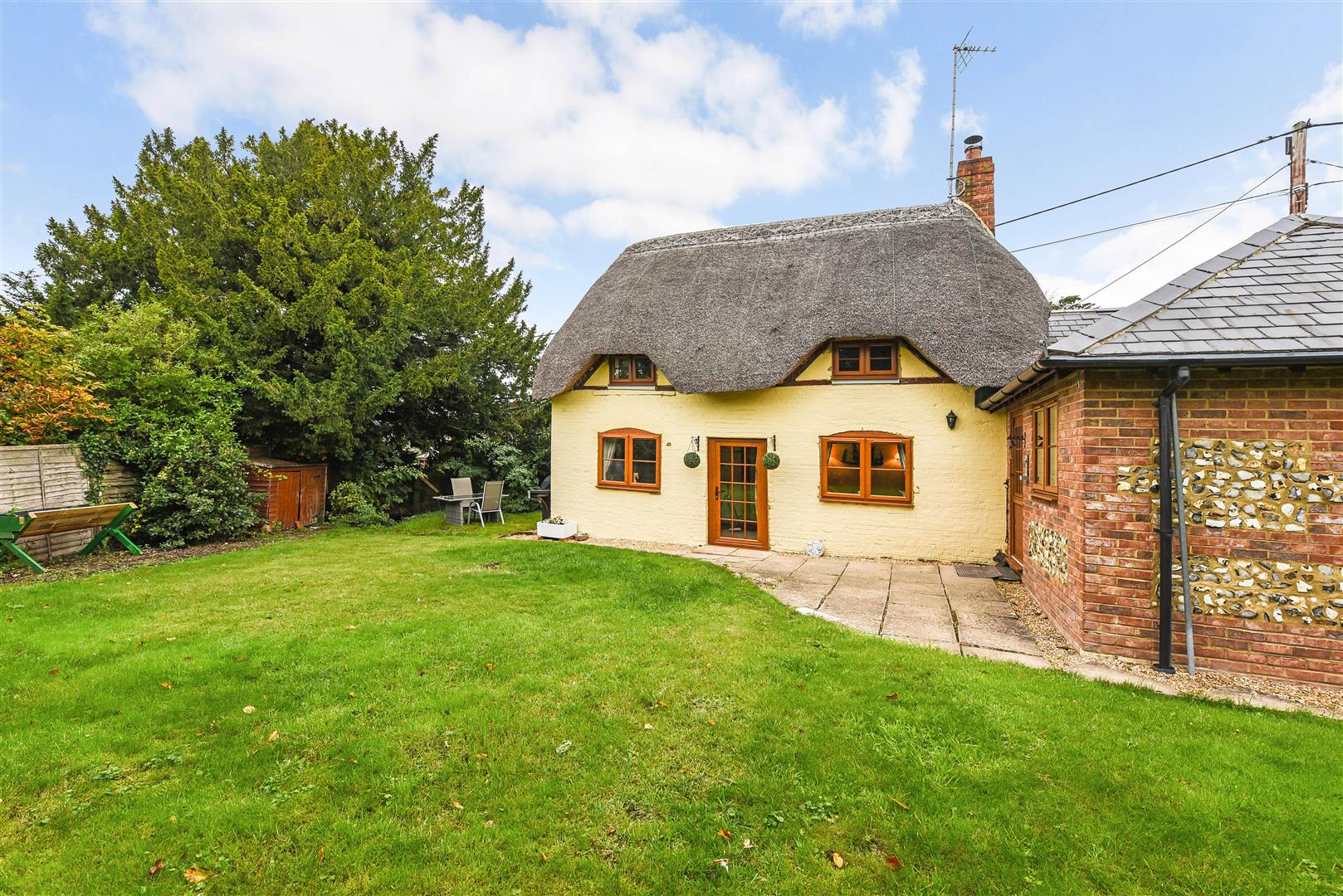 Little London, Andover Graham and Co