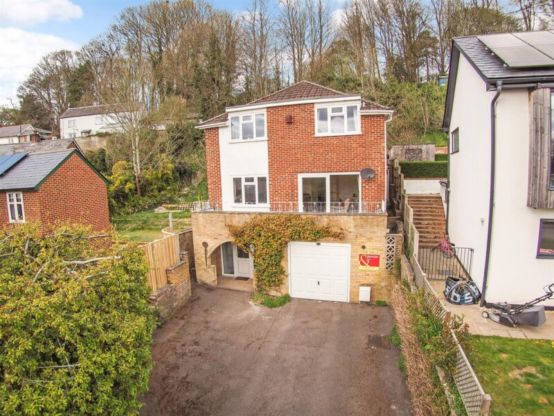 Graham and Co Leading Estate Agent in Andover & Whitchurch