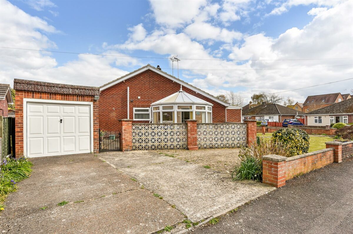 Byron Close, Ludgershall, Andover Graham & Co