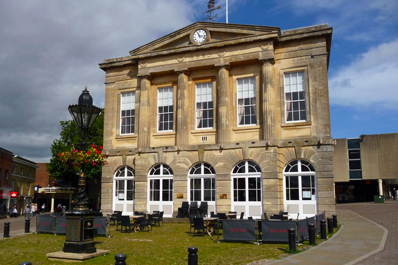 How do Andover House Prices Compare to Neighbouring Towns? Graham & Co